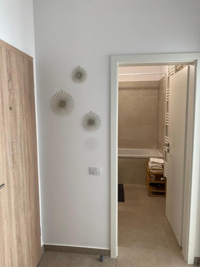 Ferienwohnung Deea H24 Rîşnov Exterior foto